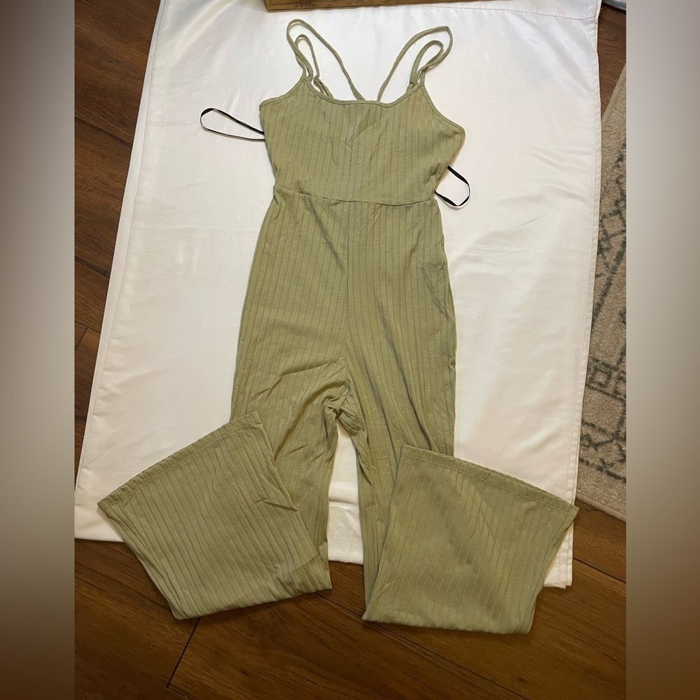 Forever 21 size small green jumpsuit
